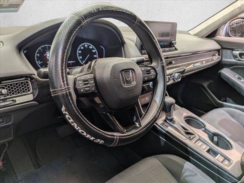 Used 2023 Honda Civic LX image 9