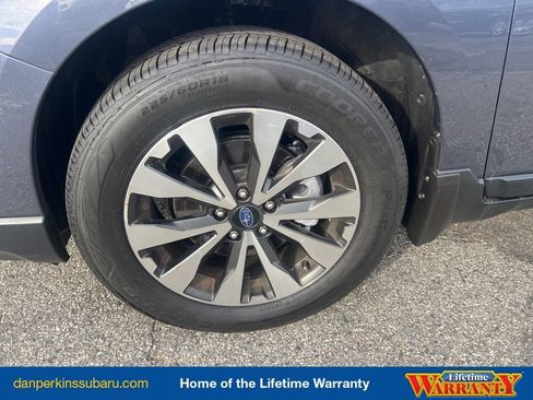 Used 2017 Subaru Outback 2.5i Limited image 57