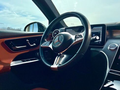 Certified 2023 Mercedes-Benz GLC 300 4MATIC image 13