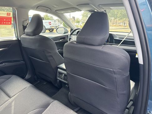 New 2025 Toyota Camry LE w/ Convenience Package image 29