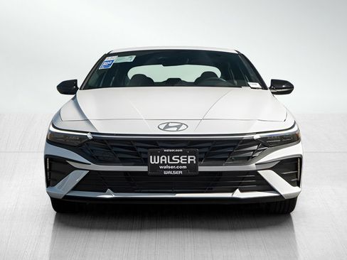 New 2026 Hyundai Elantra Sport FWD image 2