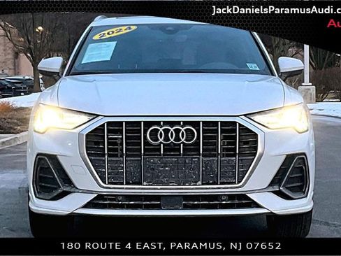 Used 2024 Audi Q3 2.0T Premium Plus image 2