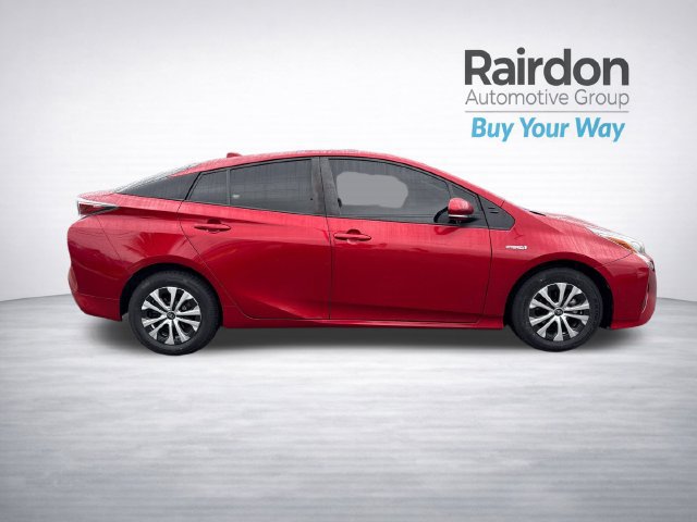 Used 2017 Toyota Prius Two w/ Carpet Mat Package FWD image 8