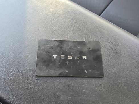 Used 2018 Tesla Model 3 Performance image 31