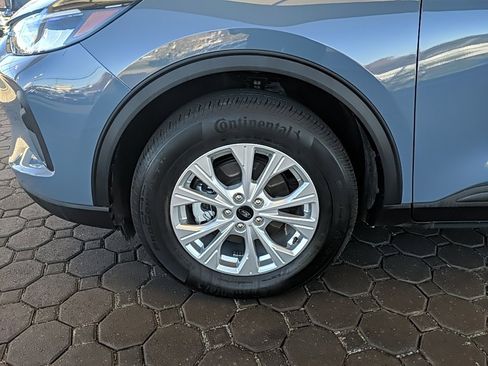 Certified 2023 Ford Escape Active w/ Tech Pack #2 image 9