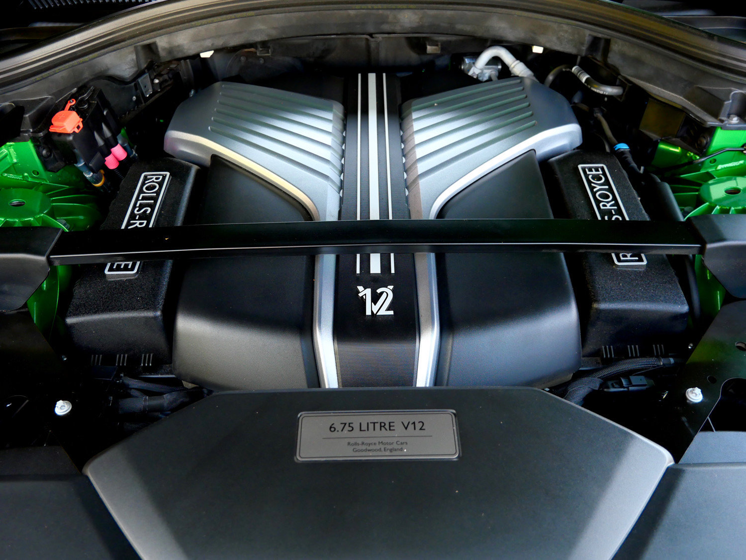 Certified 2023 Rolls-Royce Cullinan Black Badge w/ Leather Finishing Pack AWD/4WD image 36