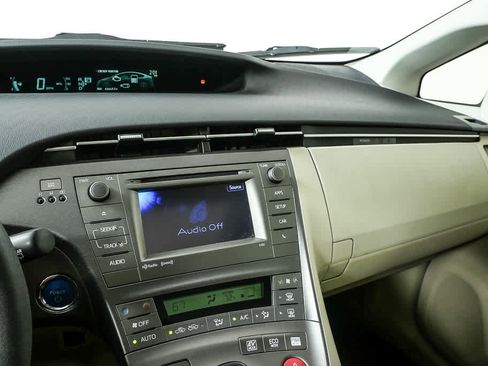 Used 2014 Toyota Prius Three w/ Solar Roof Package FWD image 13