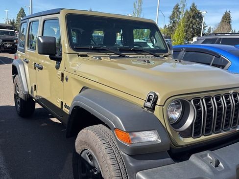 Used 2025 Jeep Wrangler Sport image 2