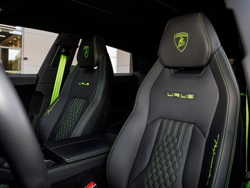 Used 2023 Lamborghini Urus Performante AWD/4WD image 69