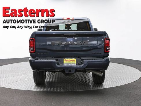 Used 2025 RAM 2500 Big Horn AWD/4WD image 6