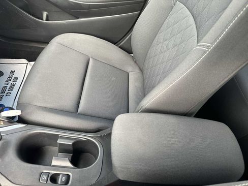 Used 2023 Toyota Corolla LE image 20