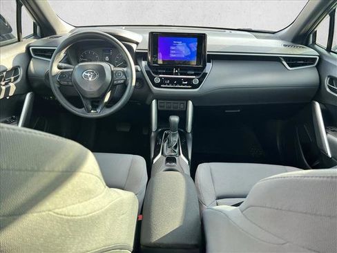Certified 2025 Toyota Corolla Cross AWD Hybrid image 17
