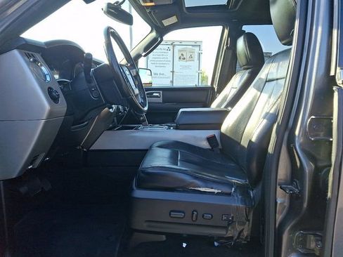 Used 2017 Ford Expedition Limited AWD/4WD image 16