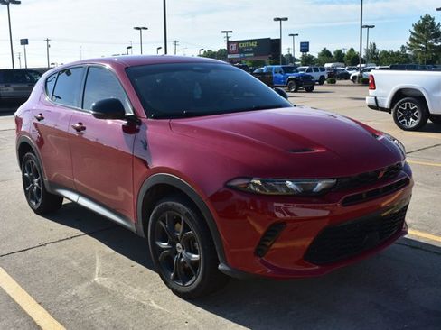 Used 2023 Dodge Hornet GT w/ GT Blacktop Package AWD/4WD image 3