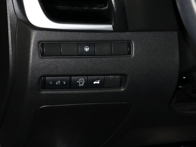 Used 2023 Nissan Rogue SL AWD/4WD image 26