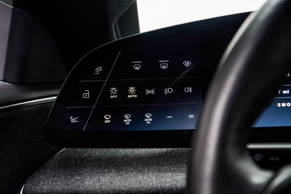 Used 2024 Lucid Air Pure RWD image 37