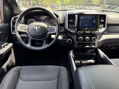 Used 2022 RAM 1500 Big Horn AWD/4WD image 21
