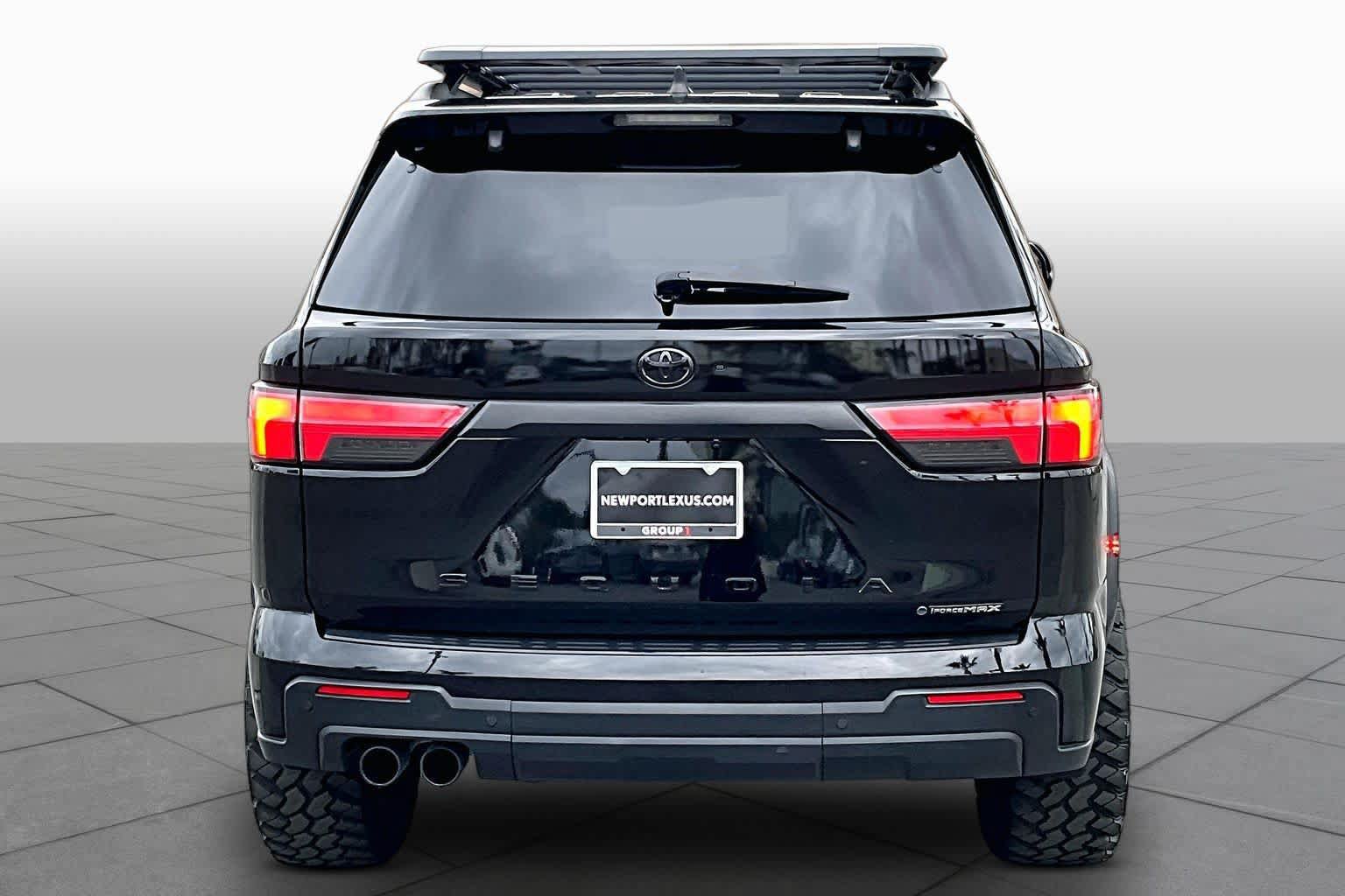 Used 2025 Toyota Sequoia TRD Pro AWD/4WD image 4