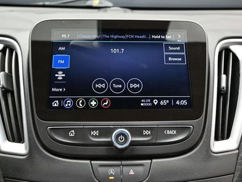 Used 2024 Chevrolet Malibu LT FWD image 31