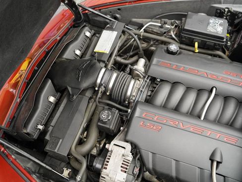 Used 2006 Chevrolet Corvette Convertible RWD image 33