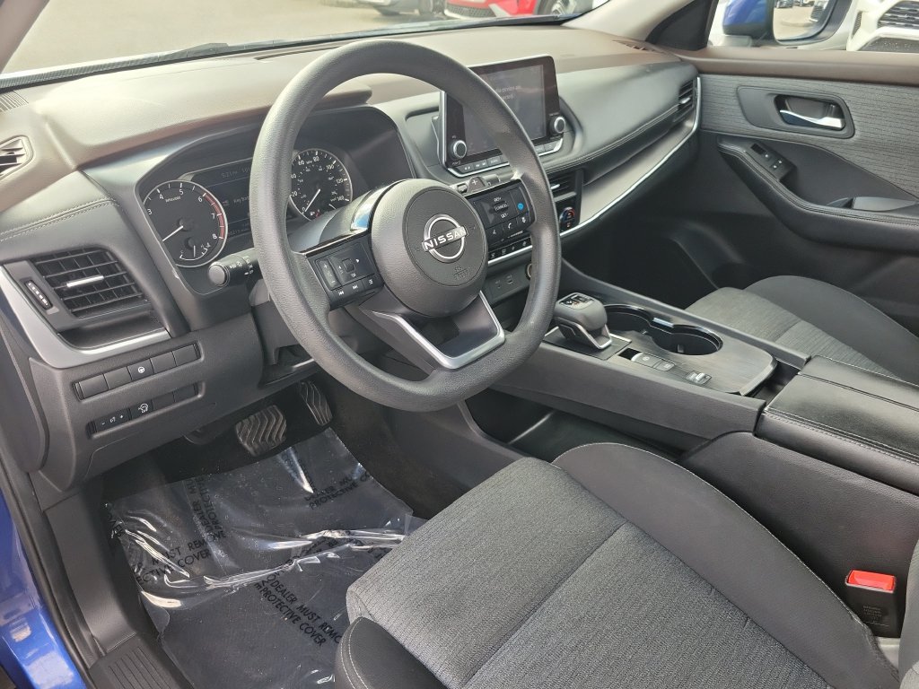 Certified 2023 Nissan Rogue SV FWD image 14