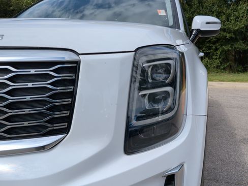 Used 2021 Kia Telluride SX w/ SX Prestige Package AWD/4WD image 3