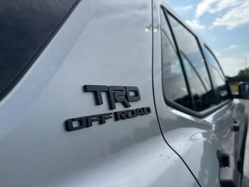 Certified 2026 Toyota 4Runner TRD Off-Road Premium AWD/4WD image 35