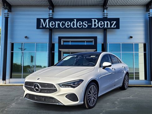 New 2025 Mercedes-Benz C 300 4MATIC Sedan image 3