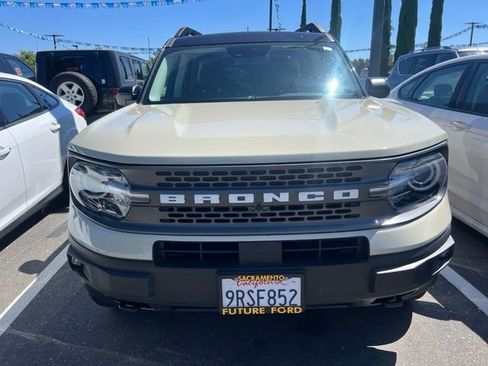 Used 2024 Ford Bronco Sport Badlands w/ Premium Package AWD/4WD image 2