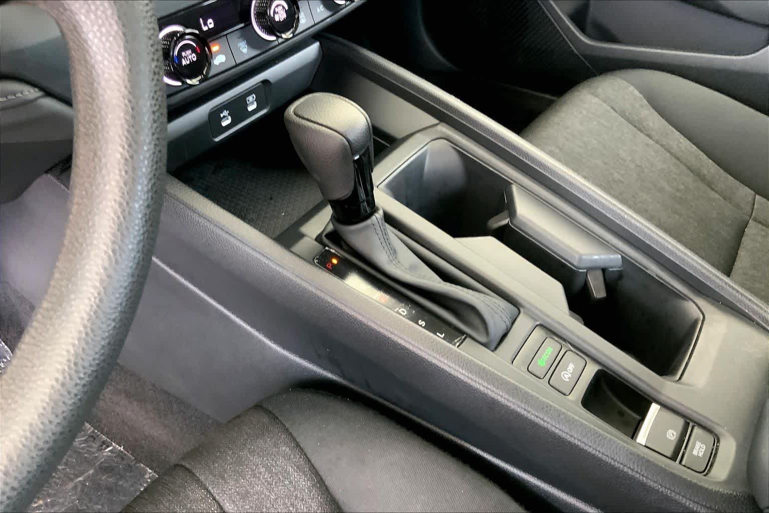 Certified 2025 Honda Accord LX image 17