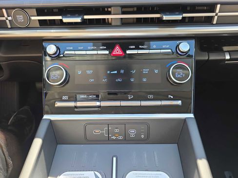 New 2026 Hyundai Santa Fe SEL image 13