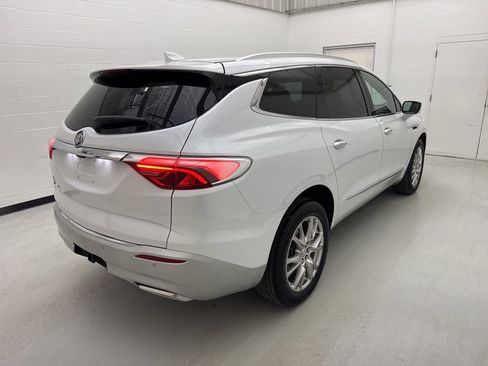 Used 2023 Buick Enclave Essence w/ Experience Buick Package image 20