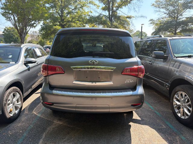 Used 2017 INFINITI QX80 2WD w/ Driver Assistance Package image 11