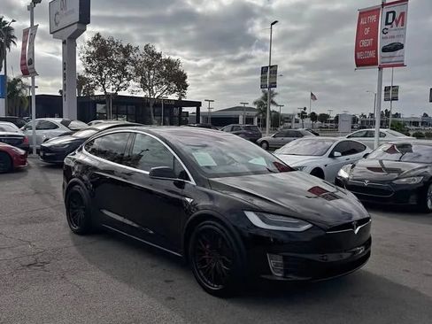 Used 2016 Tesla Model X Performance AWD/4WD image 3