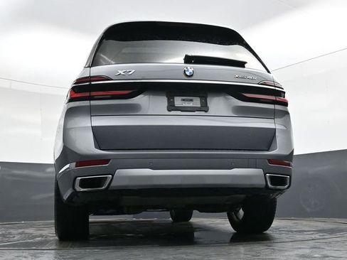 Used 2024 BMW X7 xDrive40i image 35