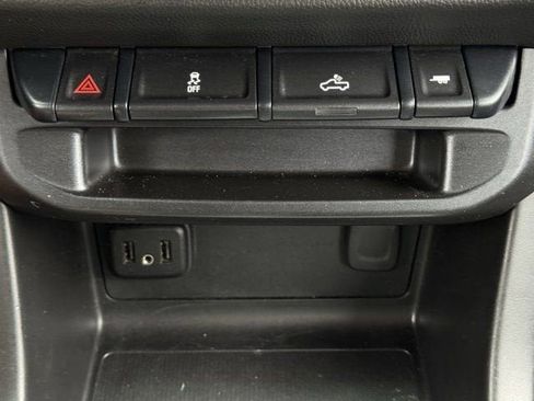 Used 2021 Chevrolet Colorado LT RWD image 20
