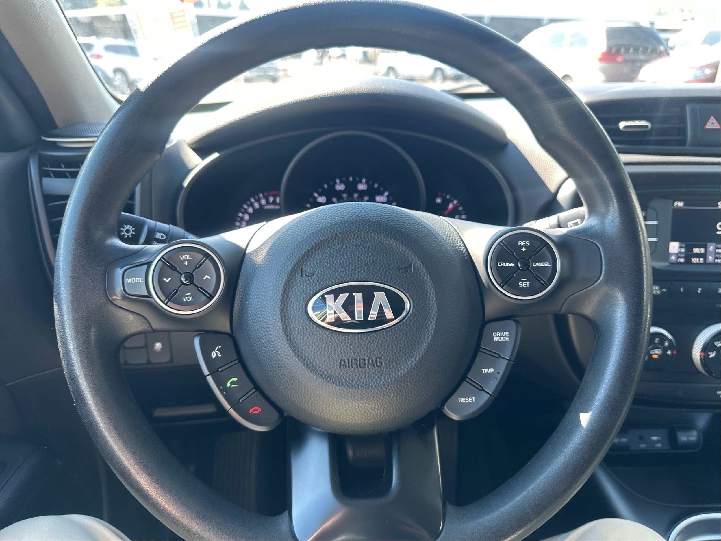 Used 2018 Kia Soul FWD image 18