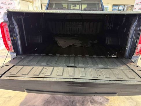 Used 2019 GMC Sierra 1500 SLT w/ SLT Premium Package image 47