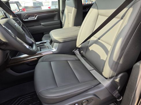 New 2026 Chevrolet Silverado 1500 LT Trail Boss w/ Convenience Package II AWD/4WD image 15