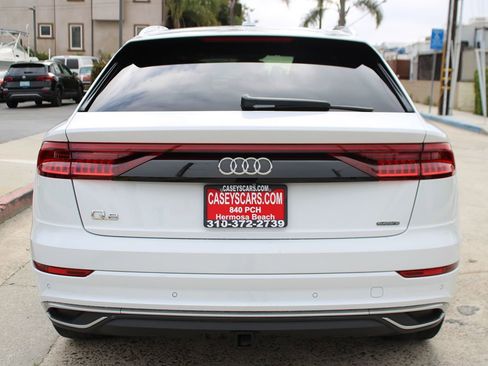 Used 2019 Audi Q8 Premium Plus w/ Premium Plus AWD/4WD image 4