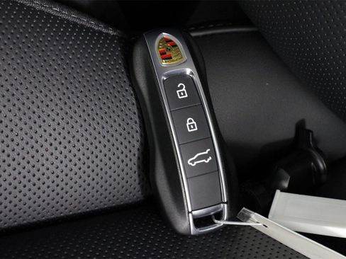 New 2026 Porsche Cayenne GTS image 23