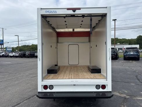 Used 2025 Chevrolet Express 3500 w/ Power Convenience Package RWD image 7