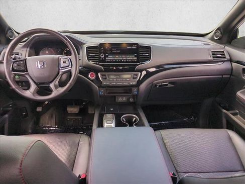Used 2025 Honda Ridgeline Black Edition image 18