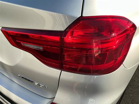 Used 2019 BMW X3 xDrive30i w/ Driving Assistance Package image 14
