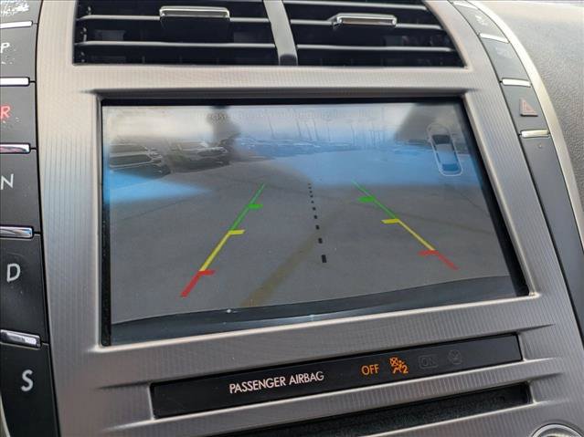 Used 2017 Lincoln MKZ Premiere FWD image 13