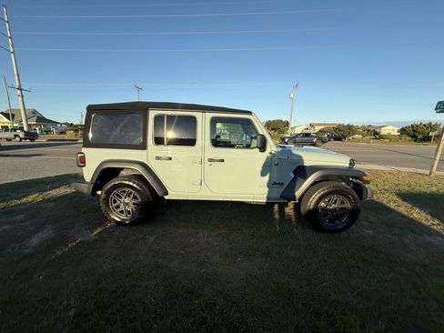 Certified 2024 Jeep Wrangler Sport S image 8