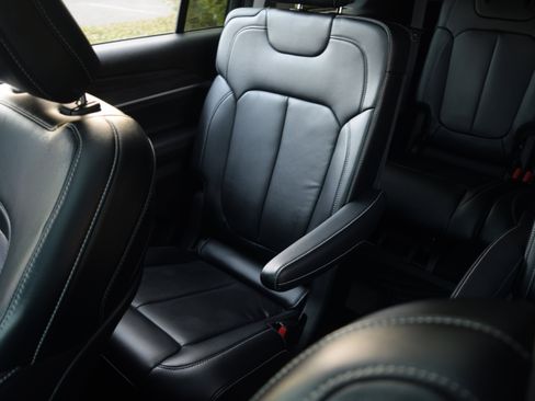 Used 2021 Jeep Grand Cherokee L Limited w/ MOPAR Finishing Package image 15