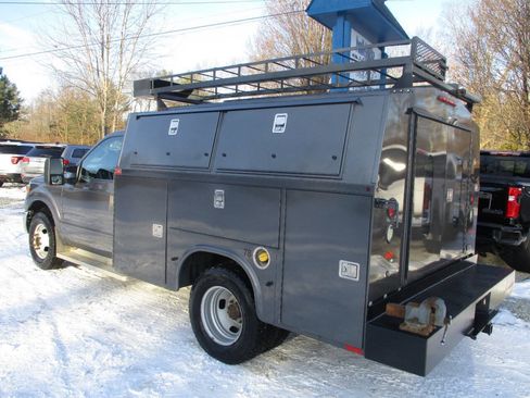 Used 2013 Ford F350 XL w/ XL Decor Group image 3