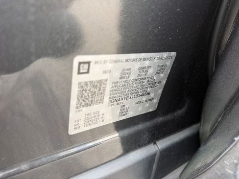 Used 2020 Chevrolet Equinox Premier AWD/4WD image 30