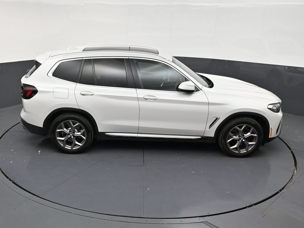 Used 2024 BMW X3 xDrive30i AWD/4WD image 17